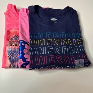 3 girls small t-shirts  (5-7)
